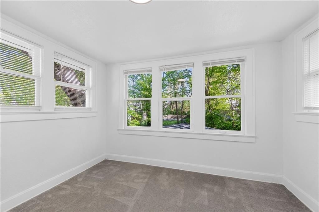 1308 E 59th Street — photo 26