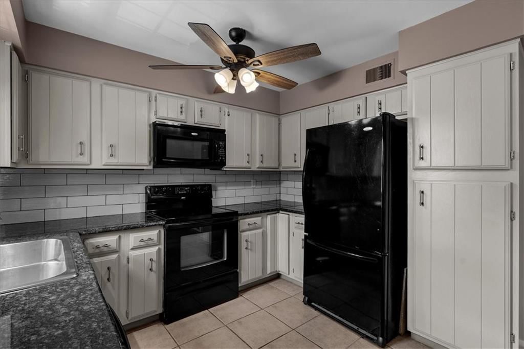 10249 Cedarbrooke Lane — photo 9