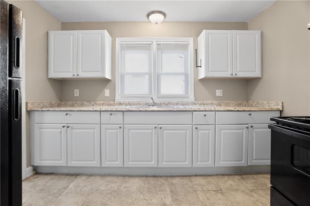 1522 W Walnut Street — photo 14