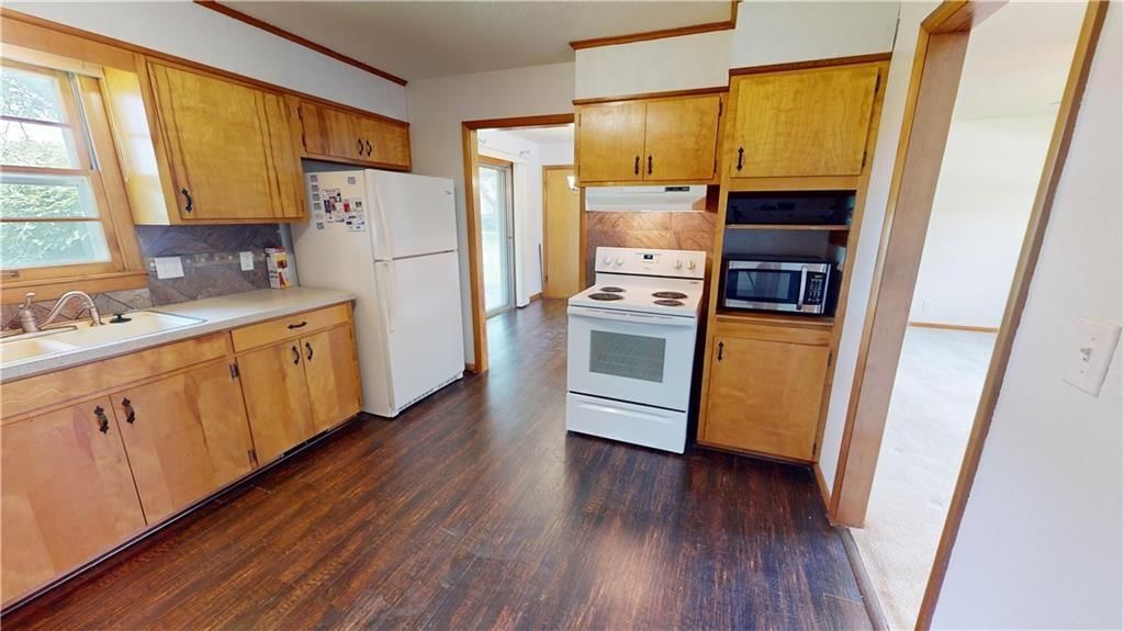 519 N Hoffman Street — photo 3
