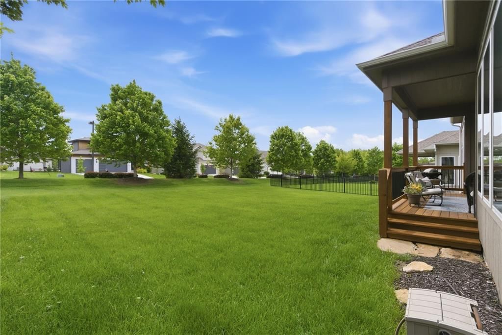 24309 W 91 Place — photo 32