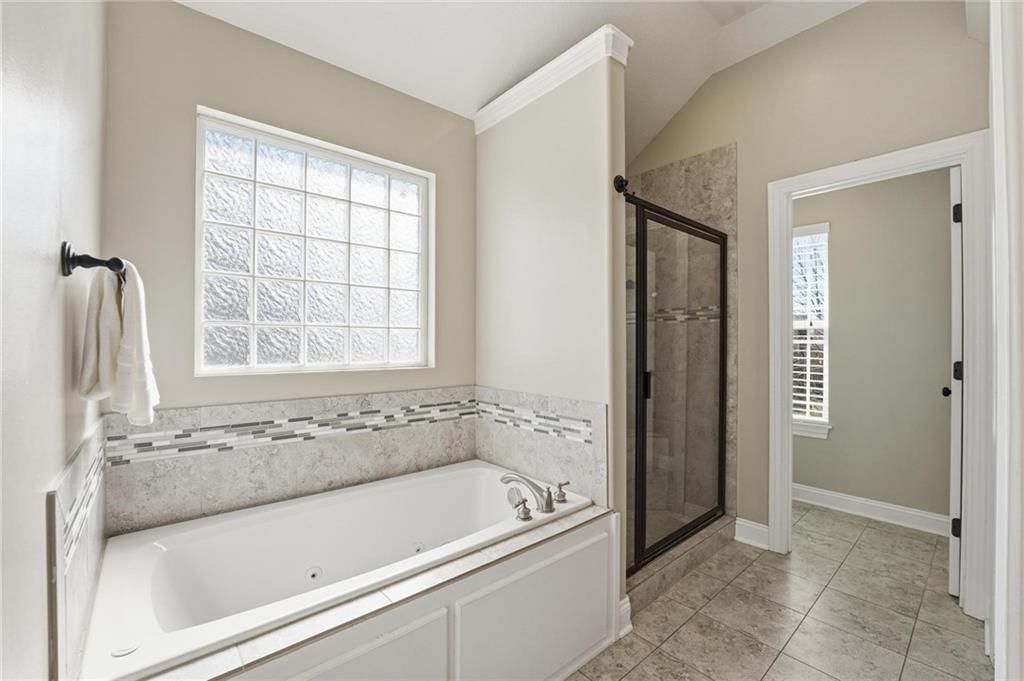 12400 Parkview Avenue — photo 24
