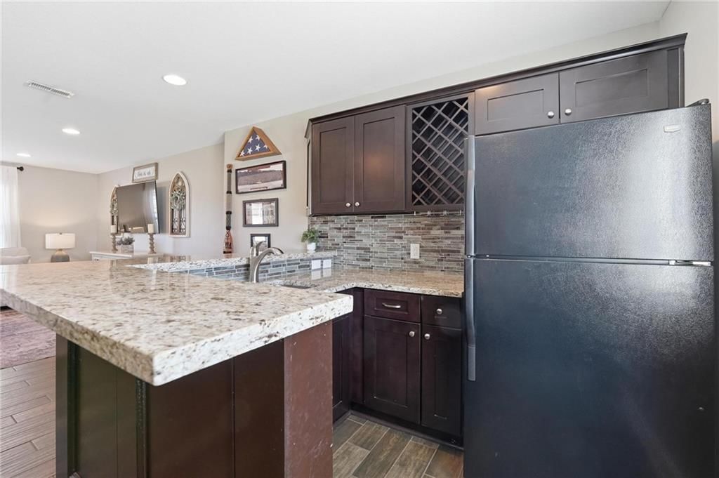 12400 Parkview Avenue — photo 30