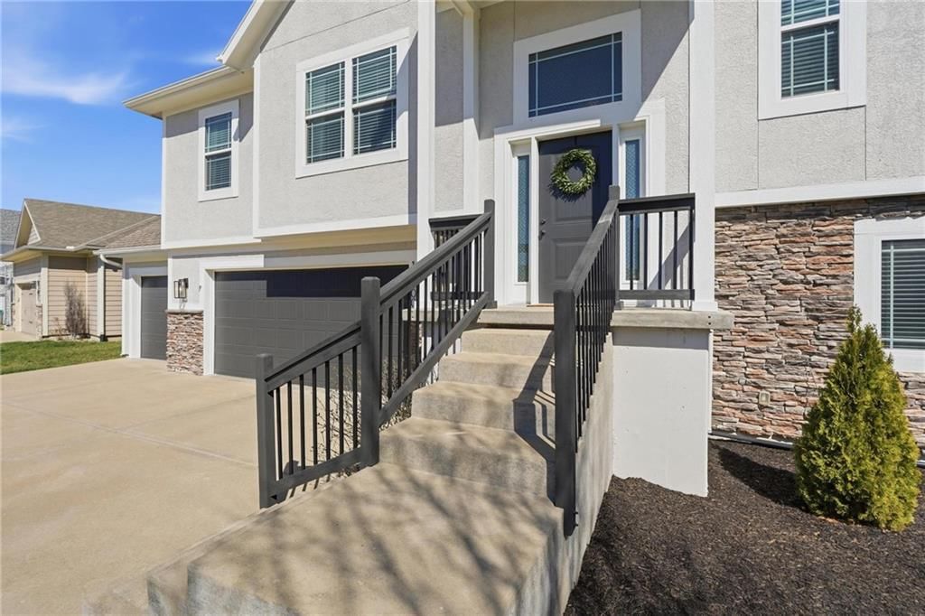 12400 Parkview Avenue — photo 52