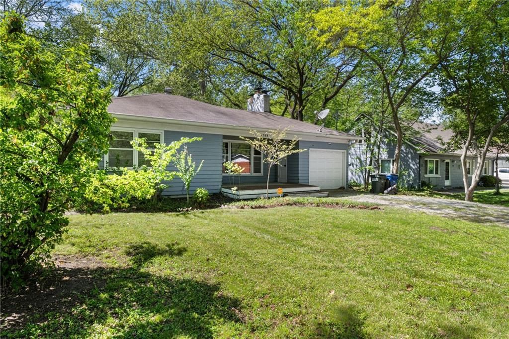 1709 Learnard Avenue — photo 3