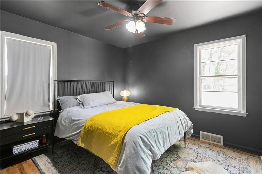 1709 Learnard Avenue — photo 14
