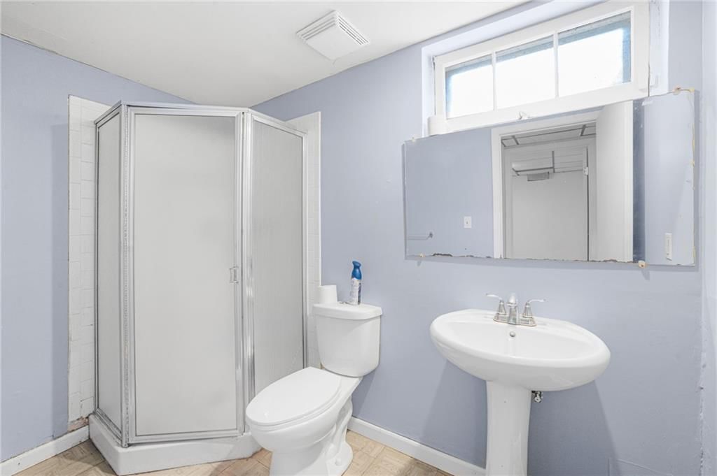 1709 Learnard Avenue — photo 19