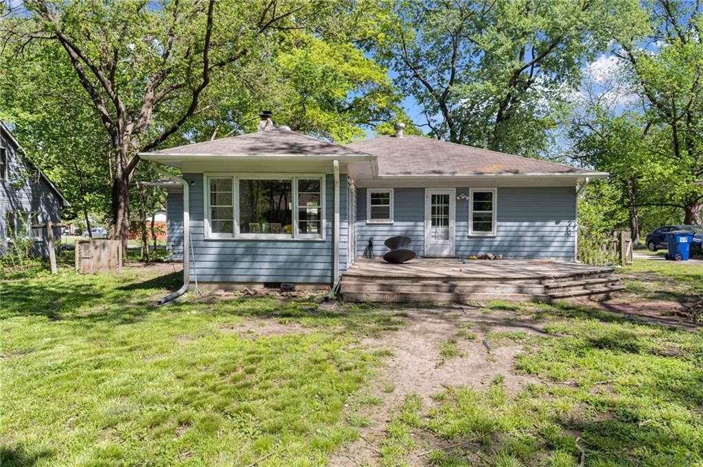 1709 Learnard Avenue — photo 27