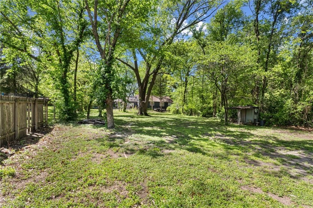 1709 Learnard Avenue — photo 31
