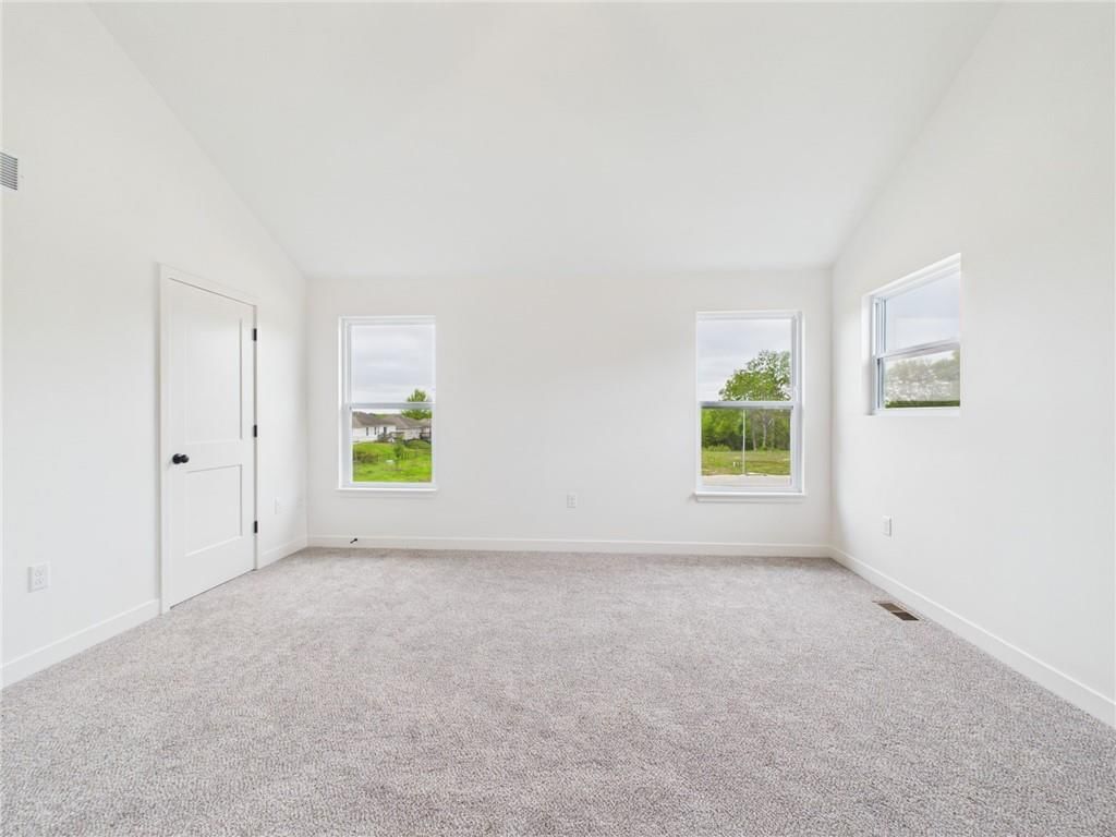 708 Mahogany Court — photo 17