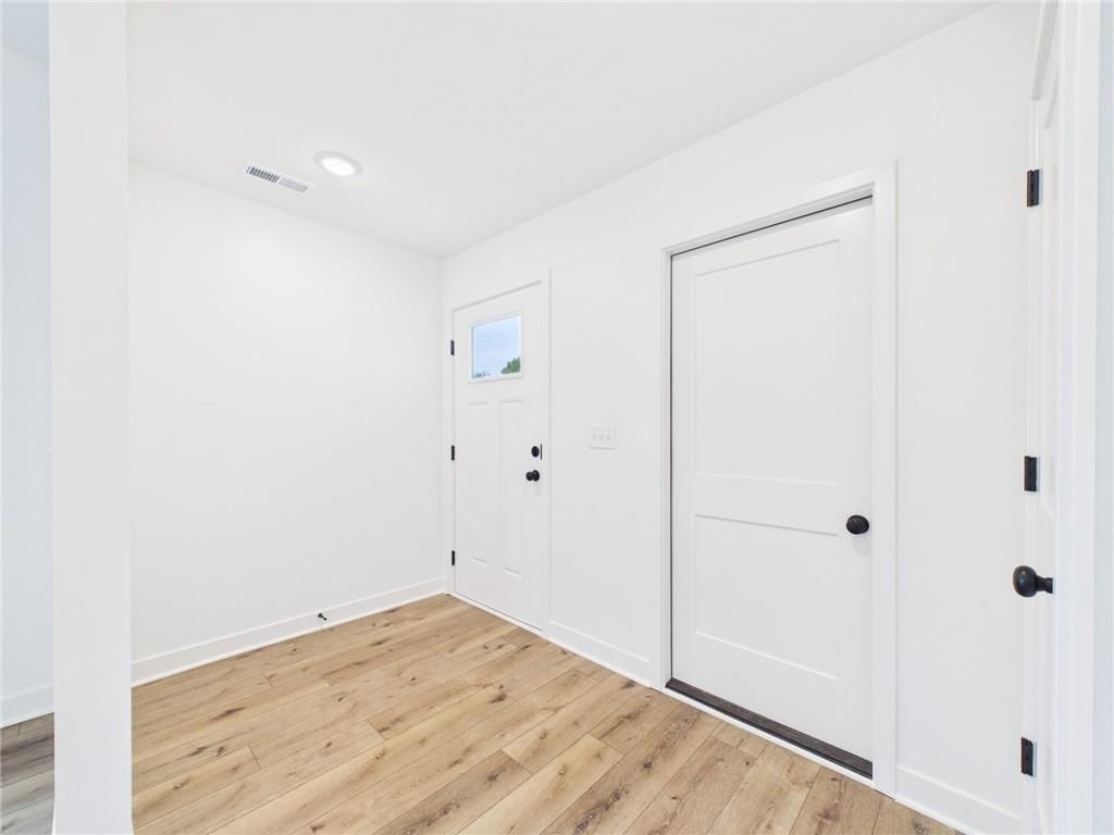 708 Mahogany Court — photo 28