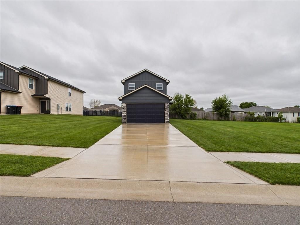 708 Mahogany Court — photo 31