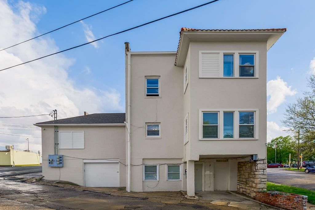 1320 N Central Avenue — photo 24