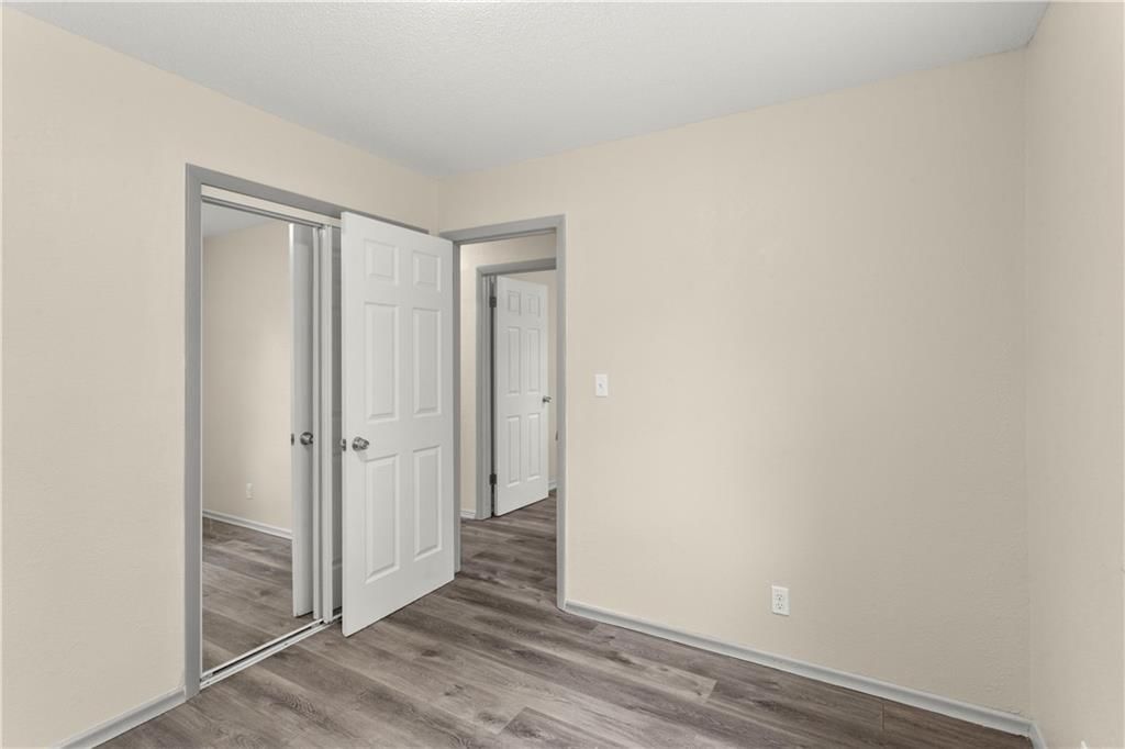 6905 E 136 Street — photo 12