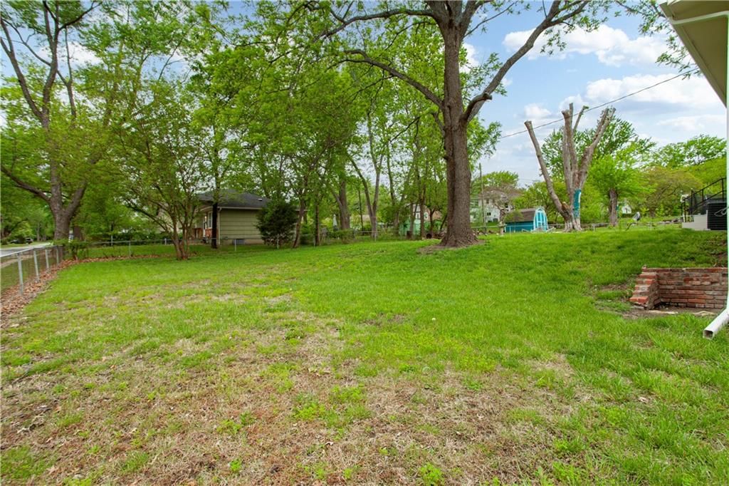 6905 E 136 Street — photo 24