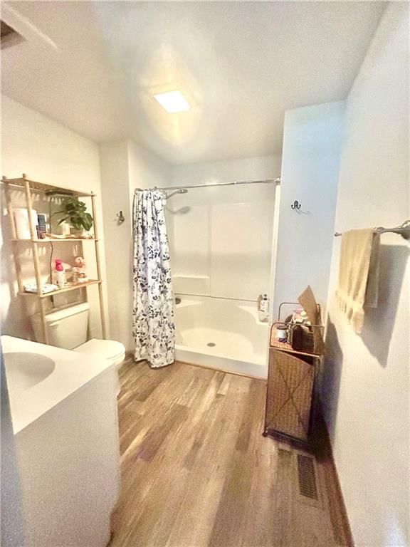 304 W Marvin Avenue — photo 7