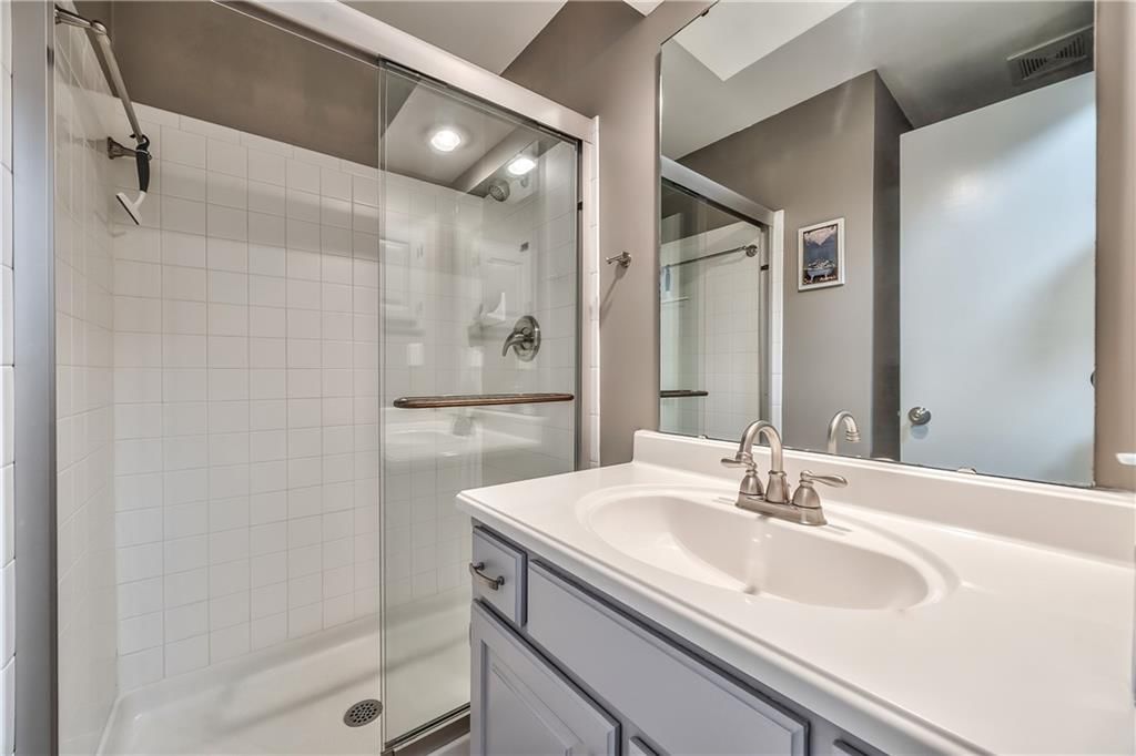 5860 Park Street — photo 10