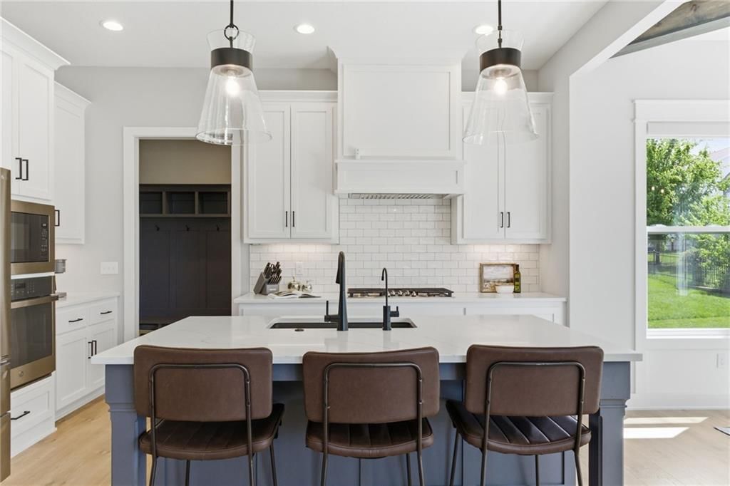 25189 W 141st Terrace — photo 12
