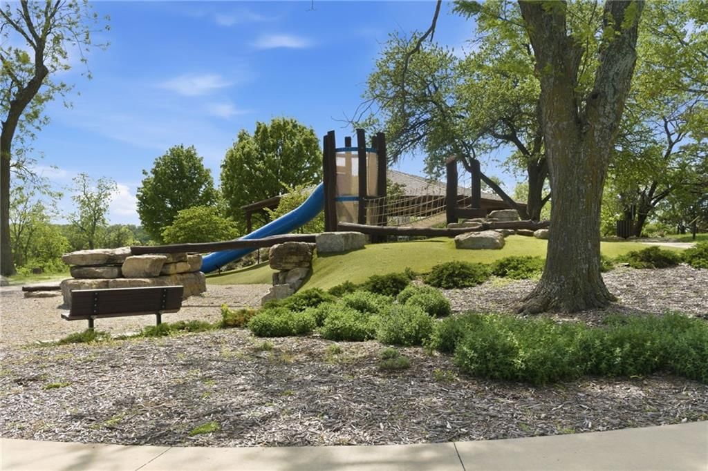 25189 W 141st Terrace — photo 39