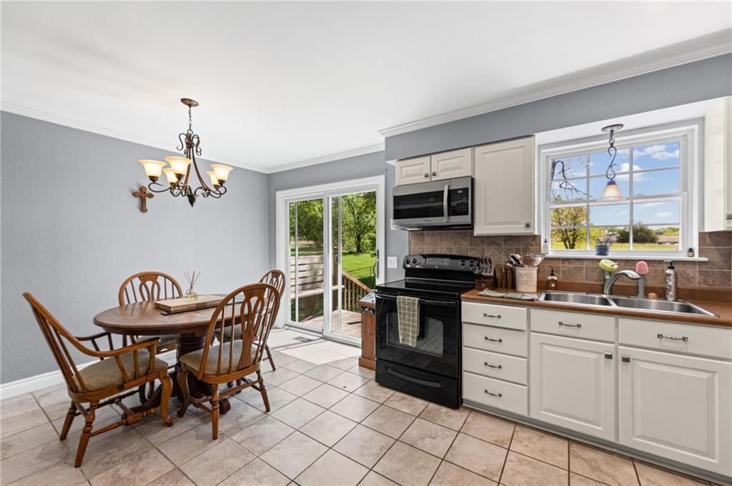 1101 S Doyle Street — photo 10
