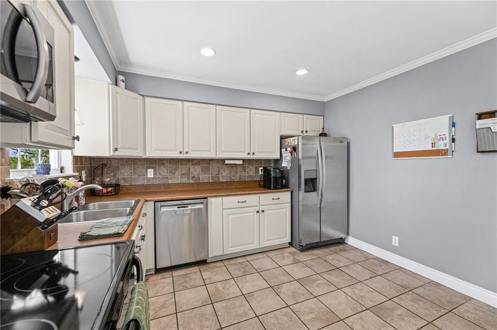 1101 S Doyle Street — photo 13