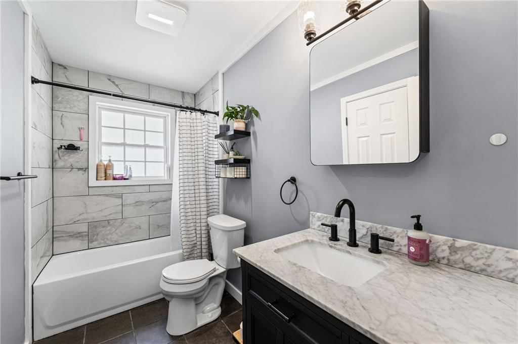 1101 S Doyle Street — photo 14