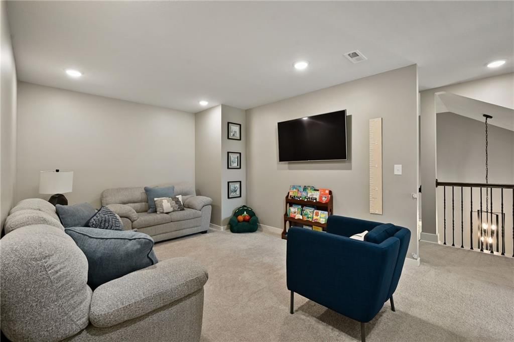5831 McCormick Place — photo 24