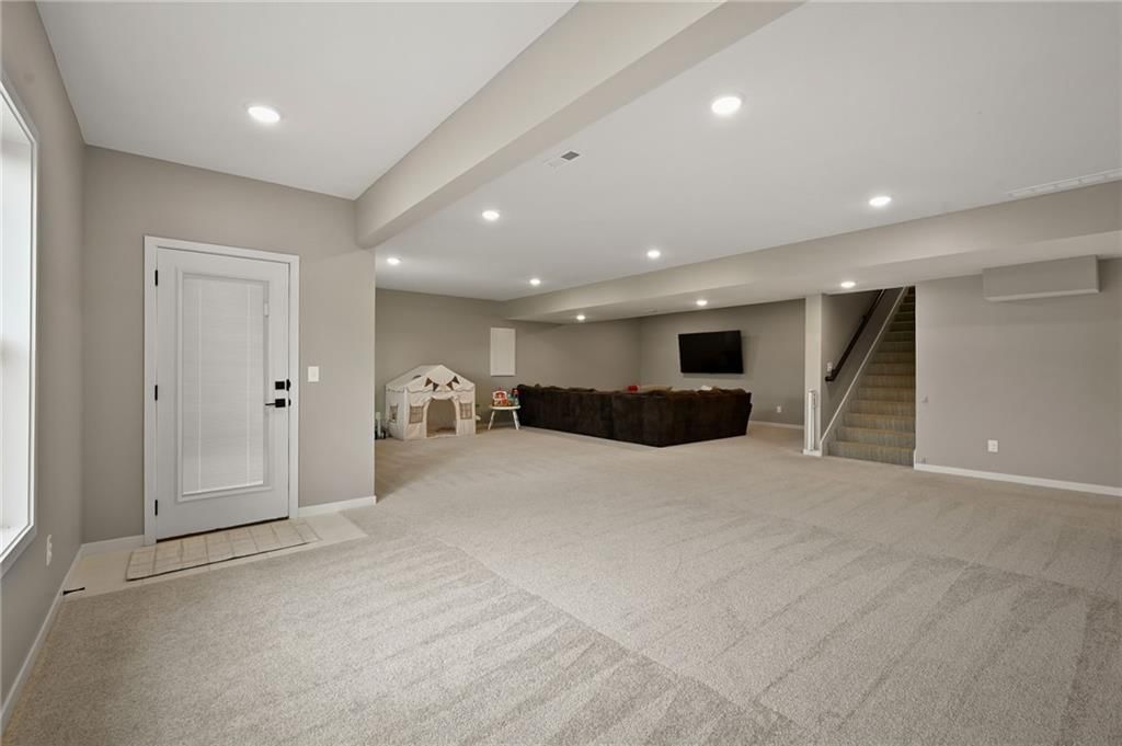 5831 McCormick Place — photo 34