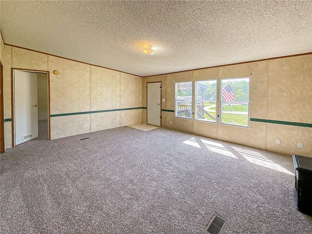 3160 Elsie Drive — photo 5