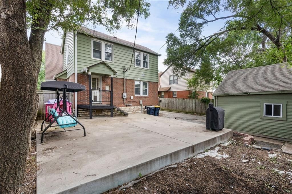 719 E Gregory Boulevard — photo 41