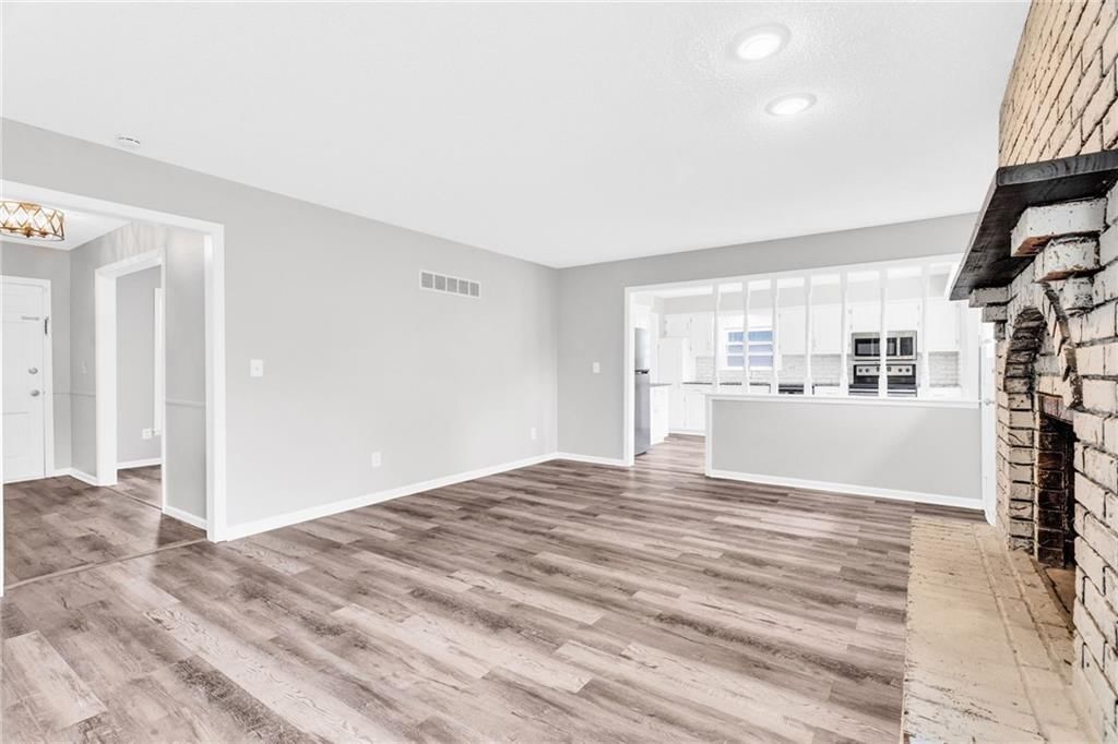 204 SE Gingerbread Lane — photo 3