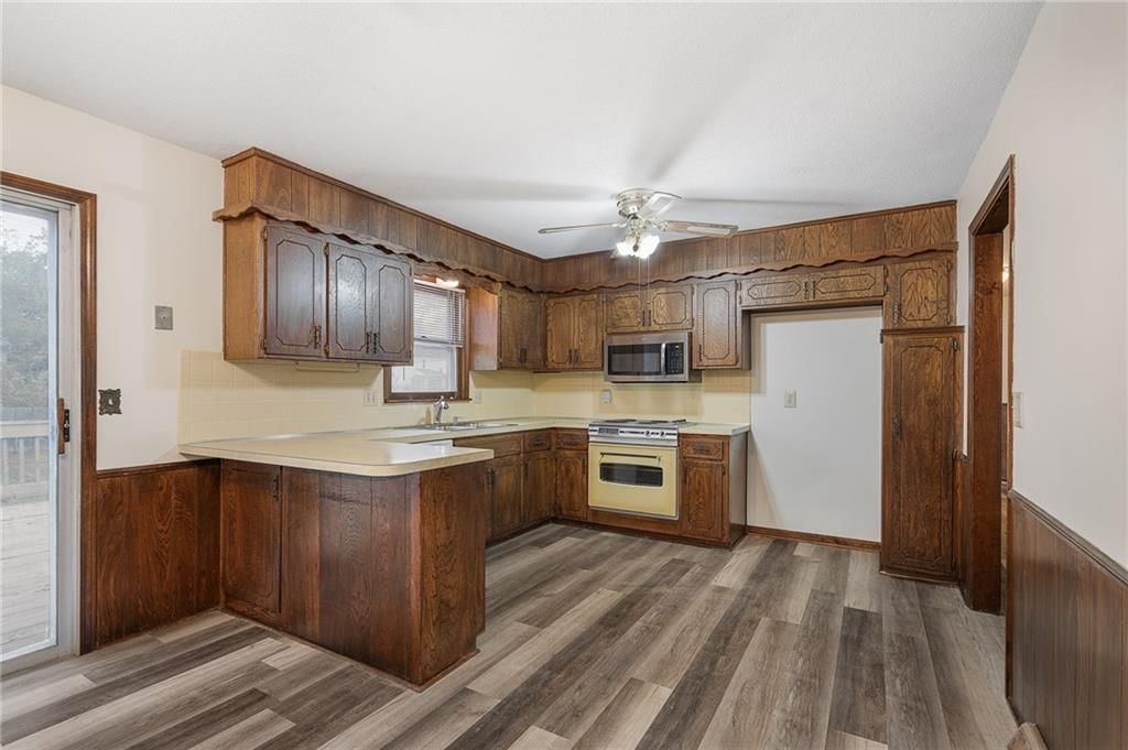 508 N Stevenson Street — photo 5