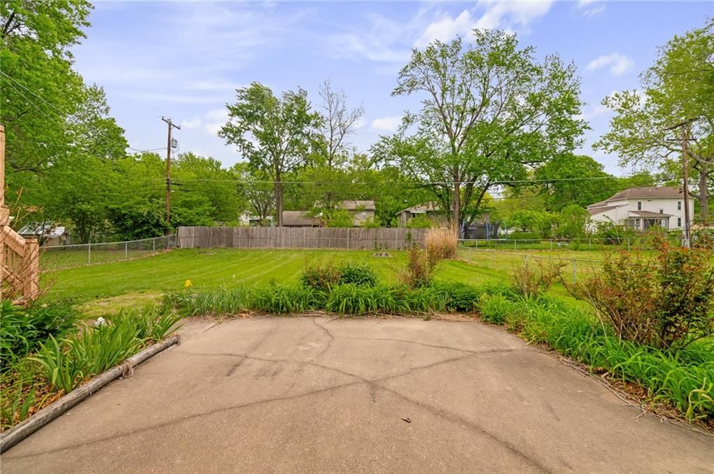 508 N Stevenson Street — photo 39