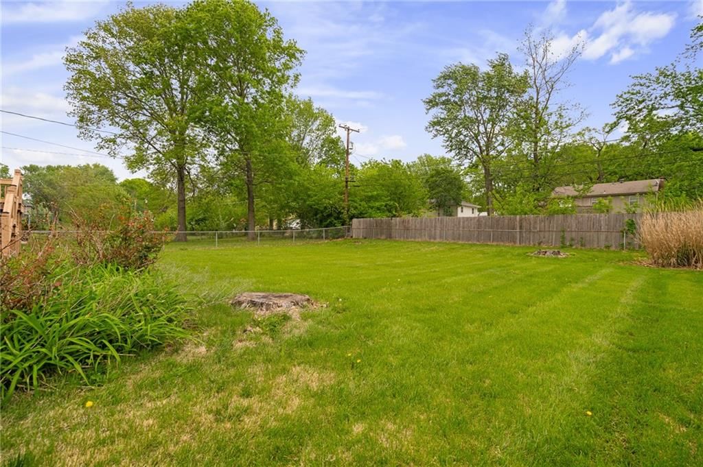 508 N Stevenson Street — photo 41