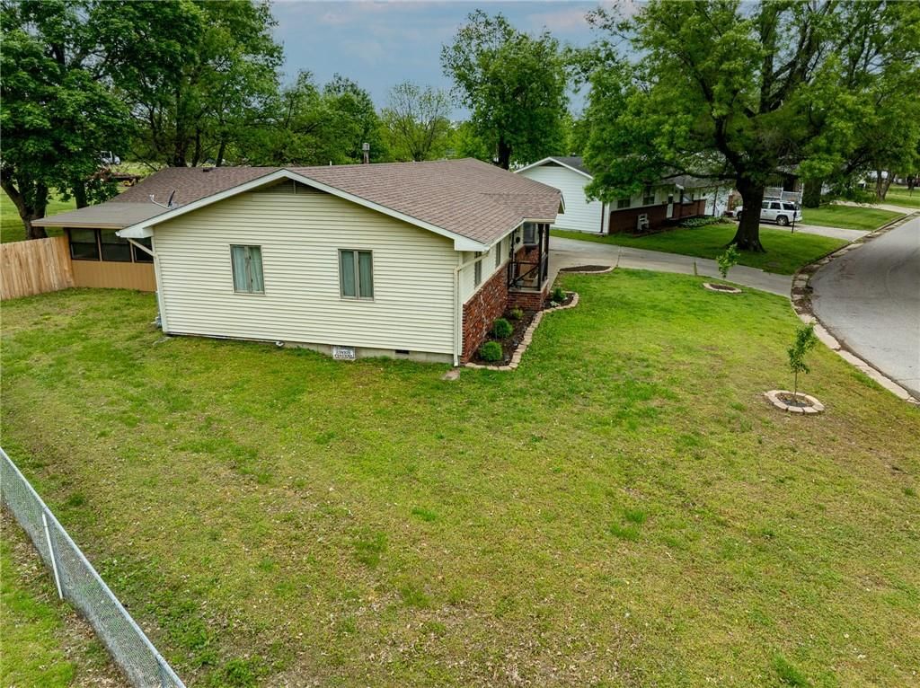 529 Sunset Circle — photo 18