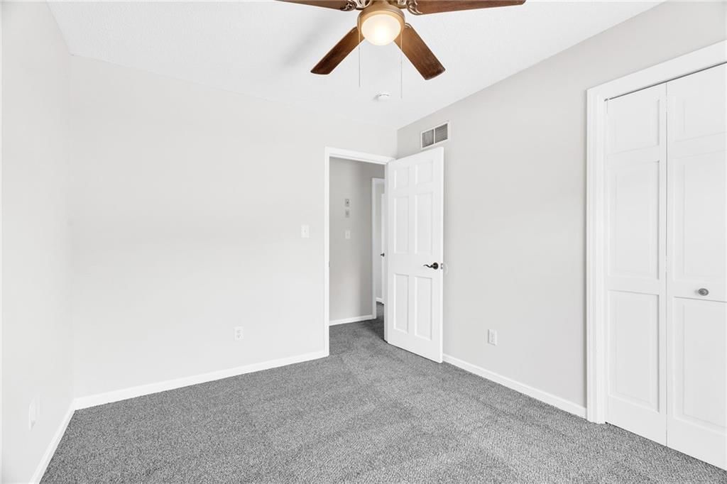 100 N Darrowby Drive — photo 21