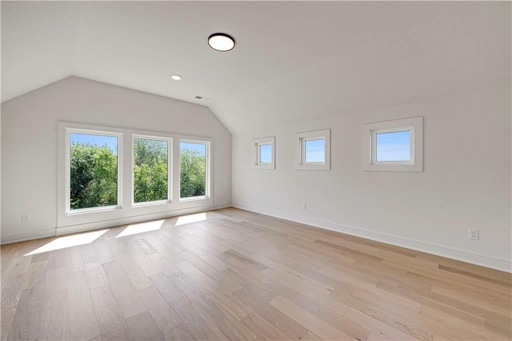 18105 Cody Street — photo 38