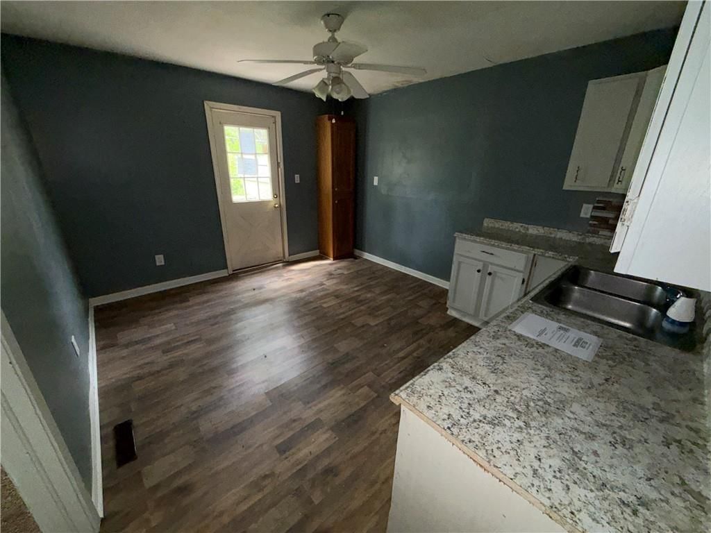 326 N Cedar Avenue — photo 11