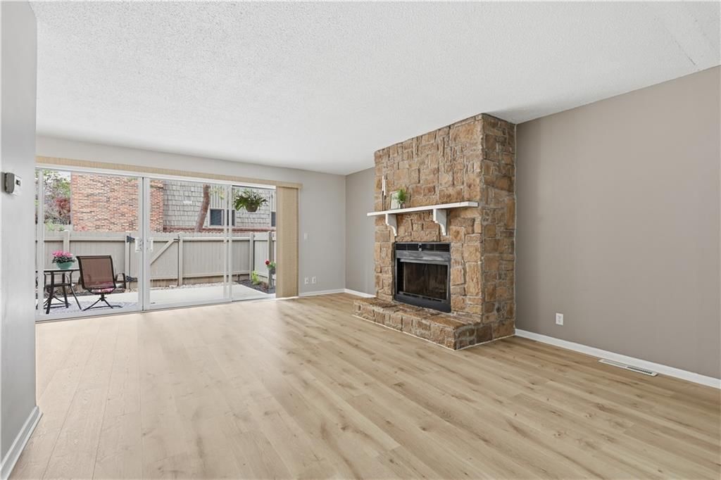 8730 Metcalf Avenue — photo 8