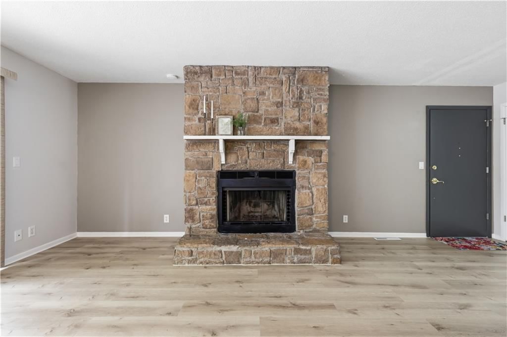 8730 Metcalf Avenue — photo 14