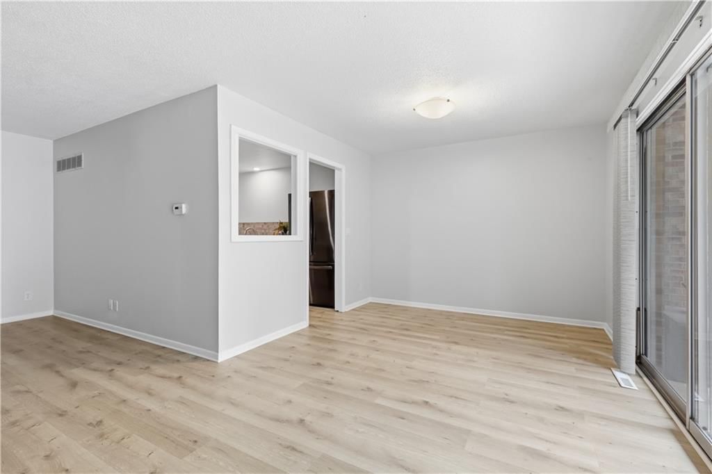 8730 Metcalf Avenue — photo 15