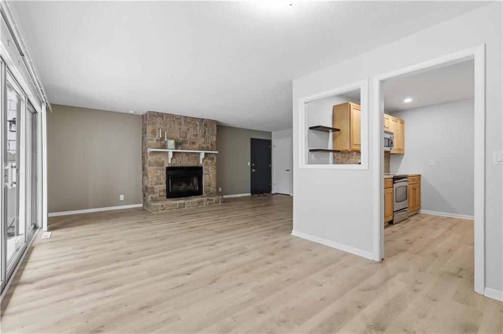 8730 Metcalf Avenue — photo 17