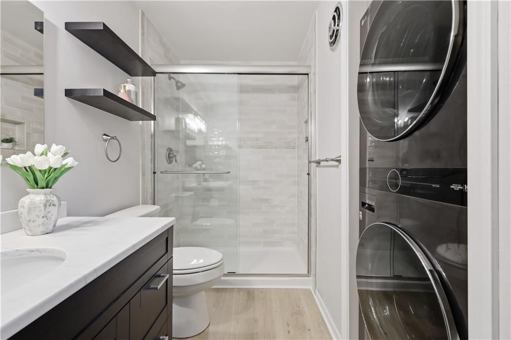 8730 Metcalf Avenue — photo 28