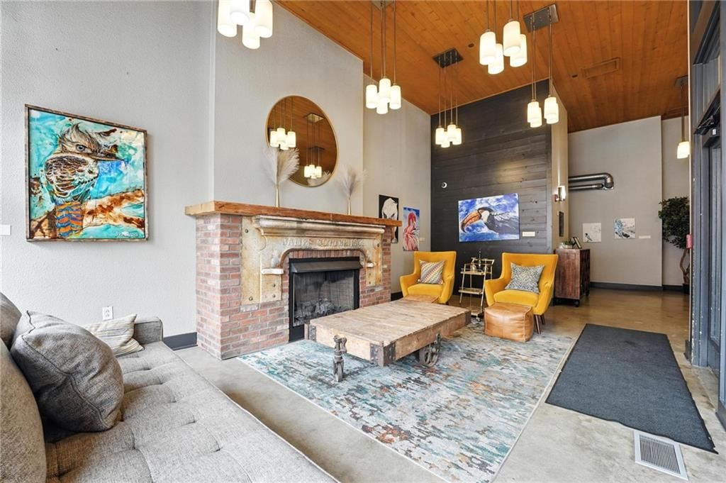 1535 Walnut Street — photo 4