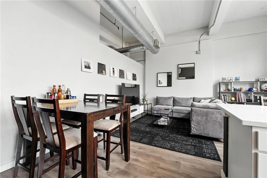 1535 Walnut Street — photo 9