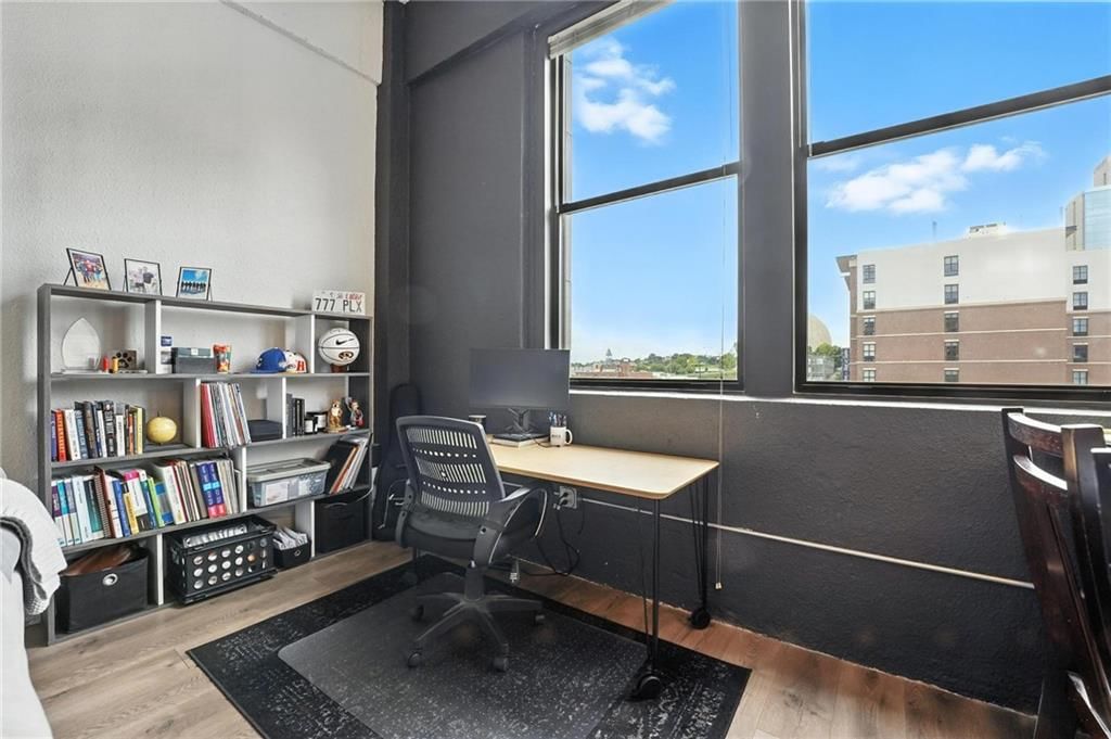 1535 Walnut Street — photo 15