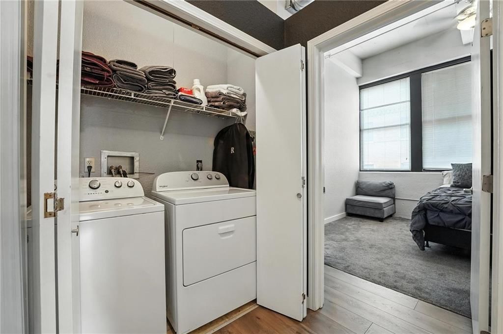 1535 Walnut Street — photo 22