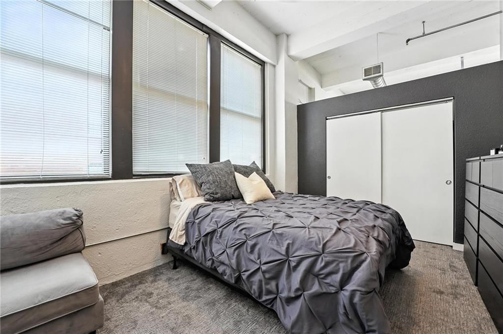 1535 Walnut Street — photo 25