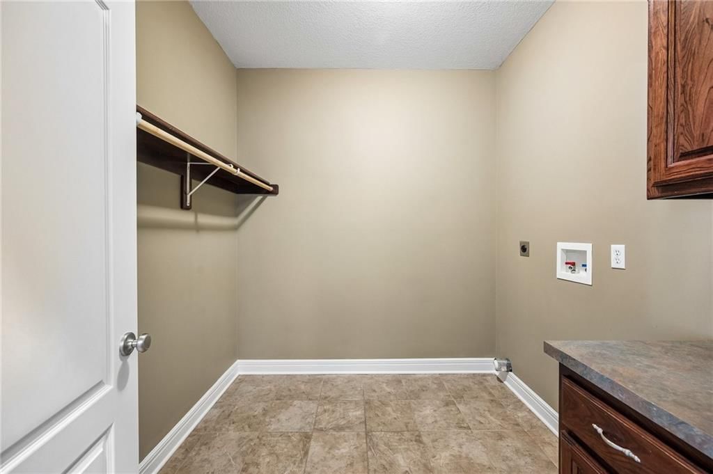11005 N Cosby Avenue — photo 23