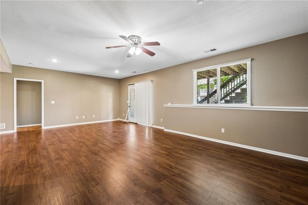 11005 N Cosby Avenue — photo 26